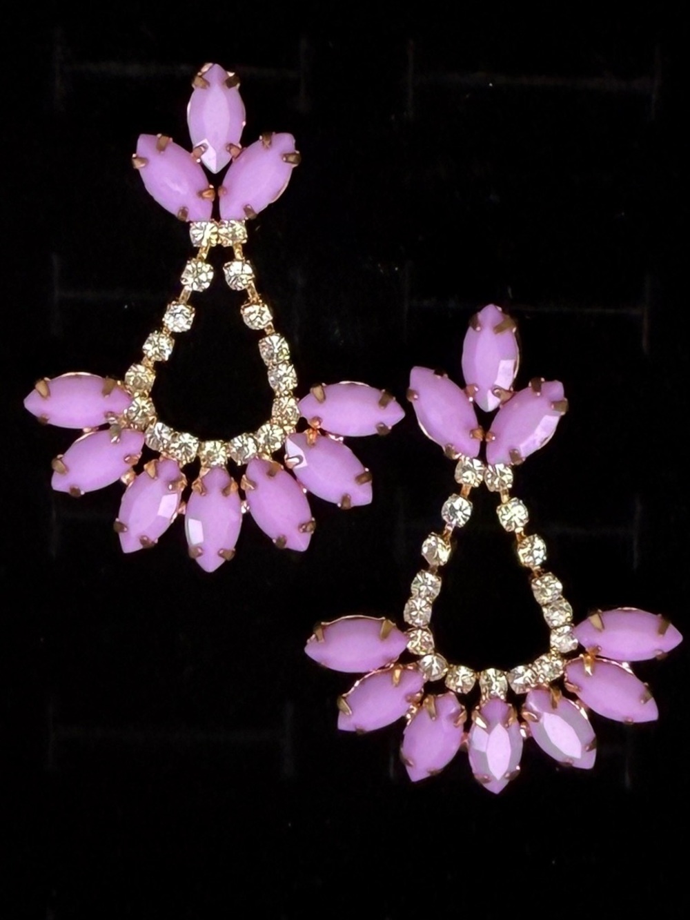 Pretty lightweight, purple and clear bling costume pierced earrings